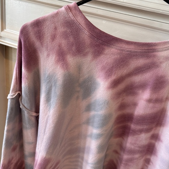 Knox Rose Purple and Gray Tie-Dye Sweatshirt size XL.  Listing #9161 - Picture 2 of 11